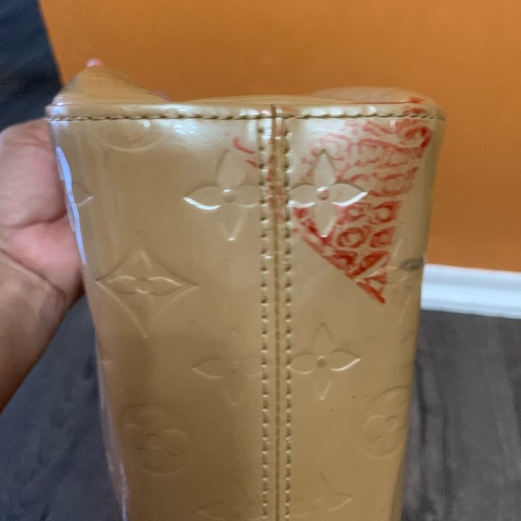 Roxbury - Picture 9 of 16